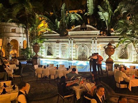 restaurante de versace en miami